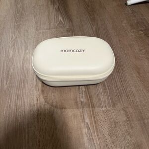 Momcozy M5 Breastfeeding portable pumps